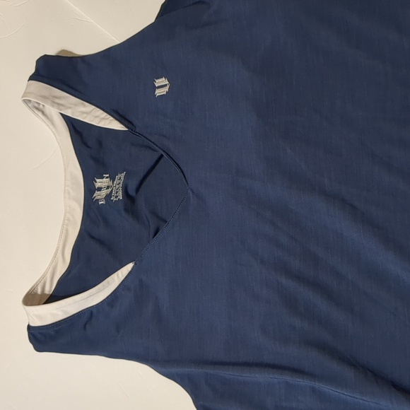 Eleven by Venus Williams Navy Athletic Shirt with Shelf Bra Women's Size XL - Picture 3 of 7